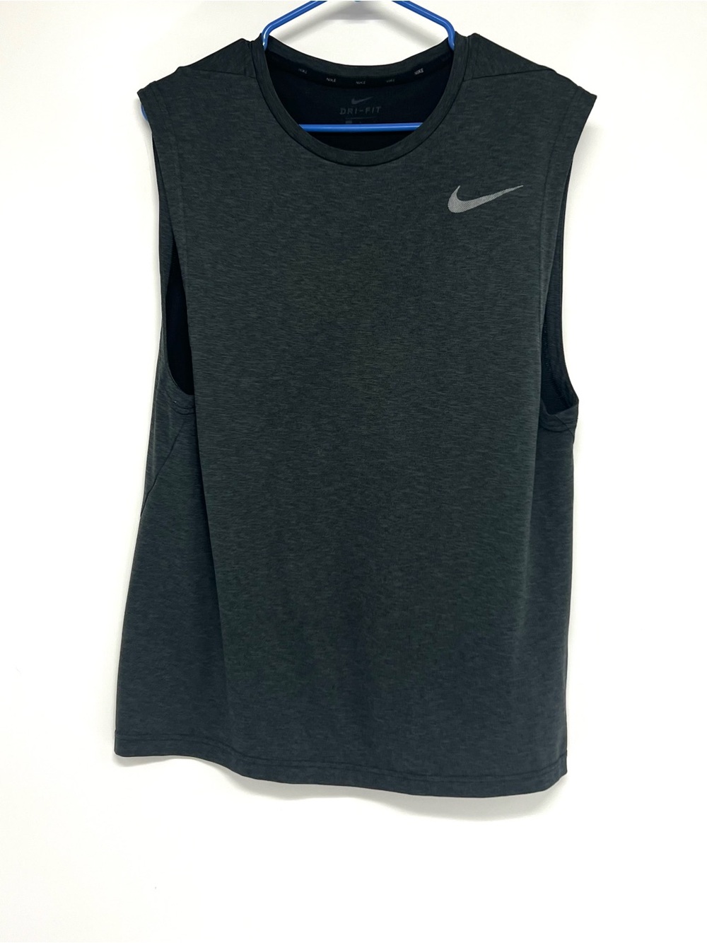 Nike dri fit tank top men’s large